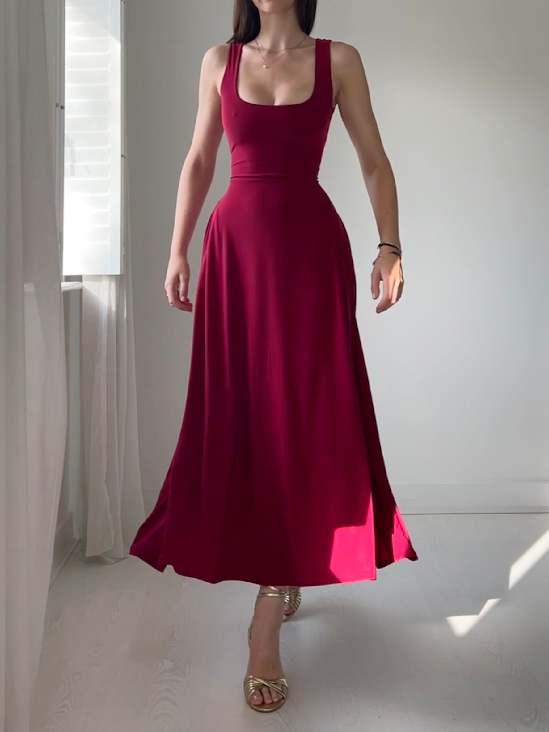 Only Onlea Tank Long Slit Dress with shelf bra – Freyja